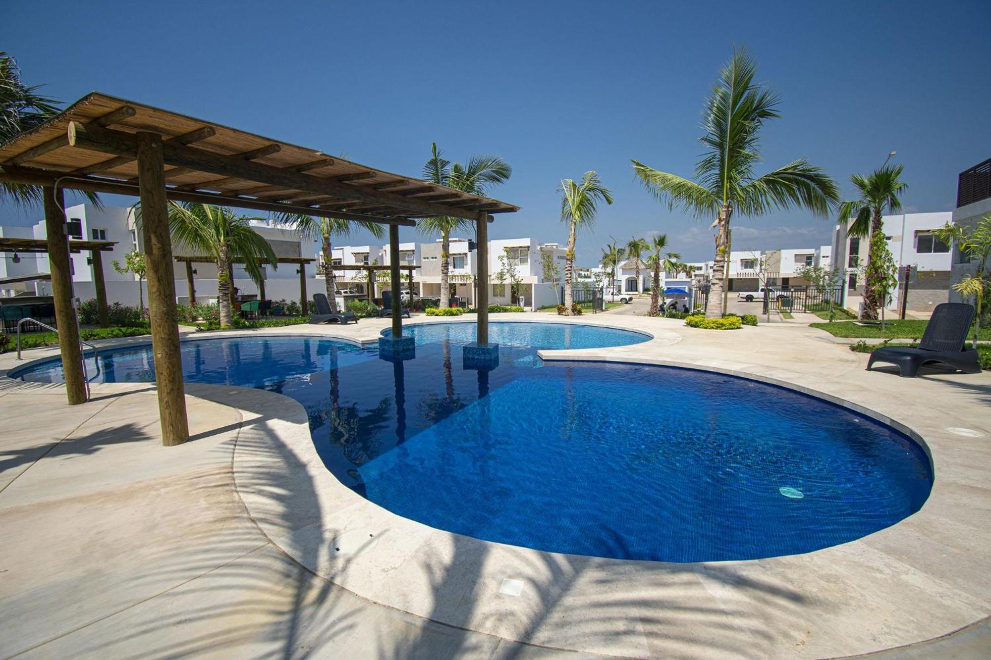 Long Or Short Term Available Mazatlán