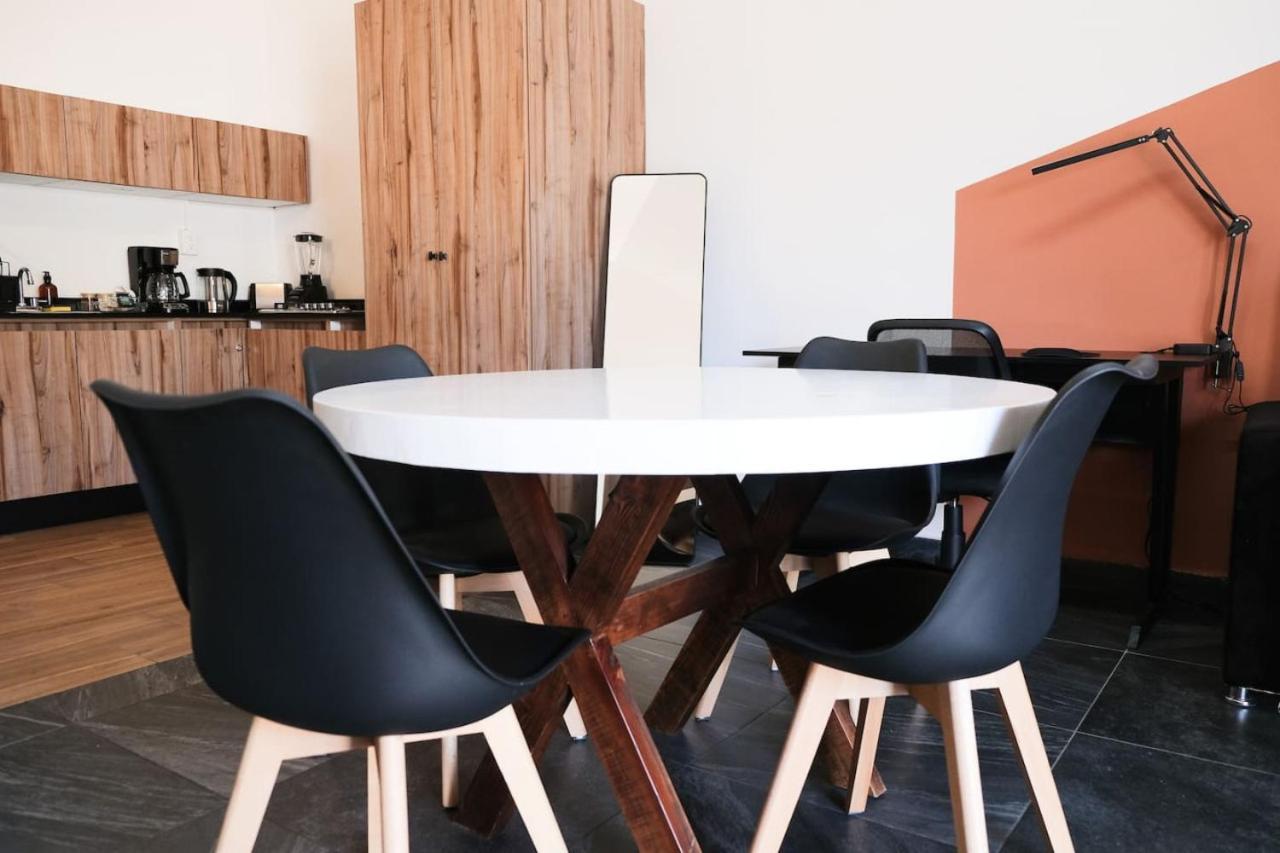 Walkable Vacation Gem 2br1ba Office Mazatlán