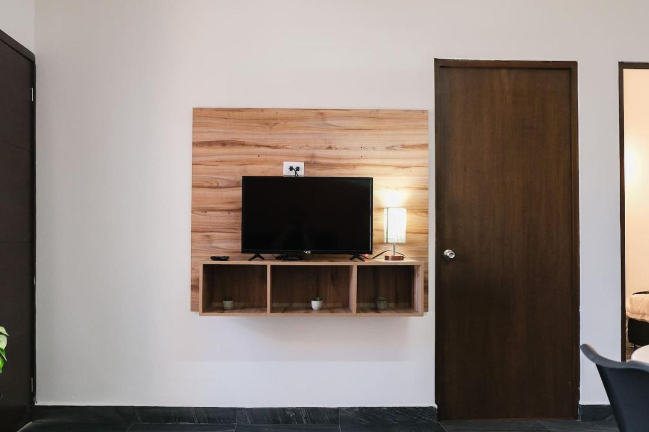 Walkable Vacation Gem 2br1ba Office Apartamento Mazatlán