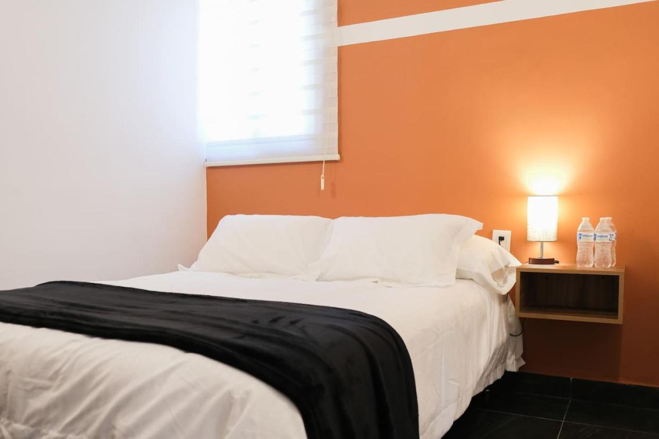 Walkable Vacation Gem 2br1ba Office Apartamento Mazatlán