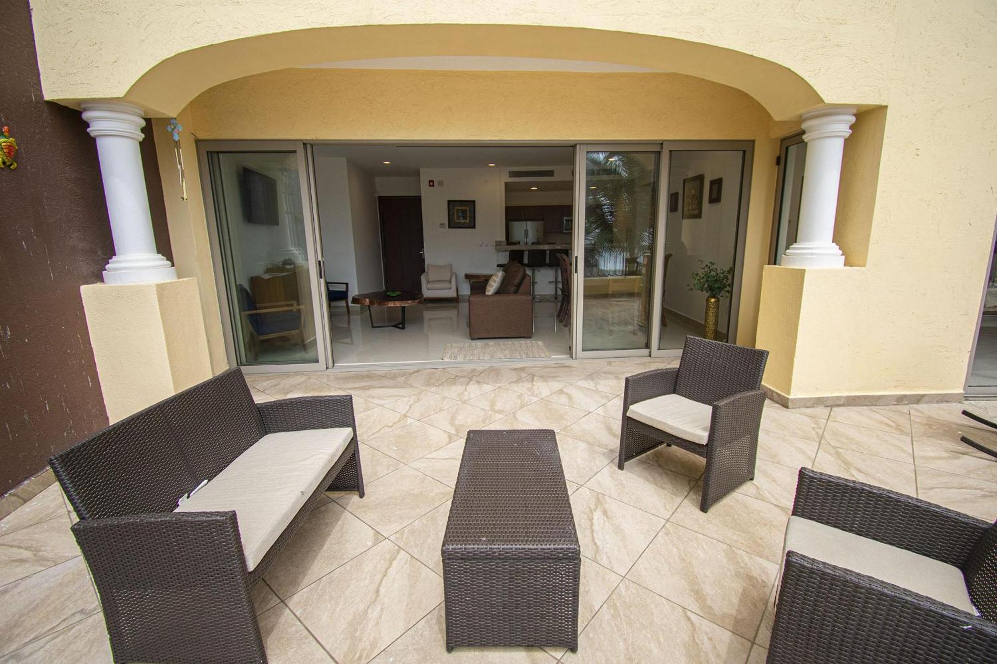 Gavias Grand-cerritos Get Away