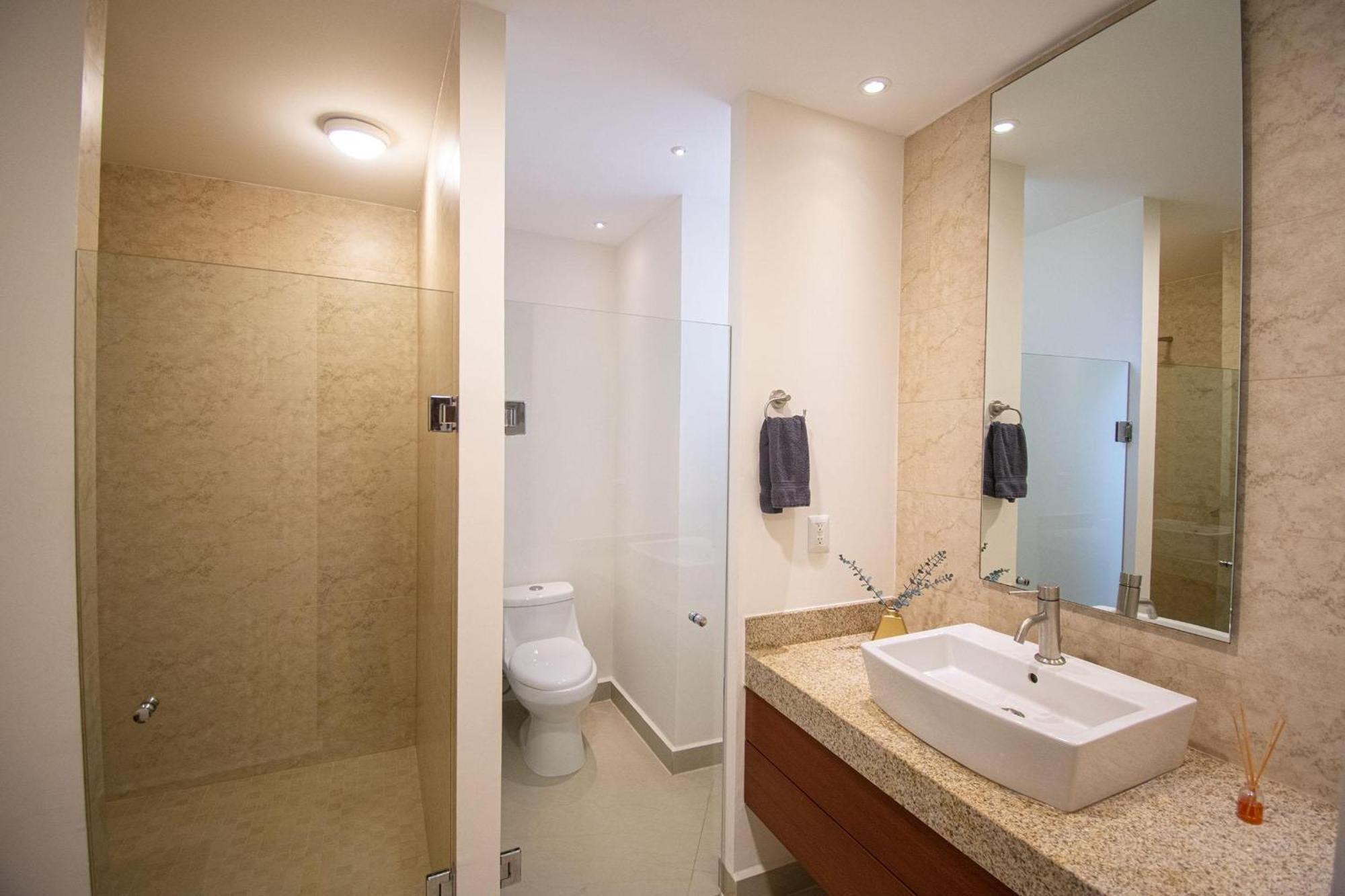 Gavias Grand-cerritos Get Away