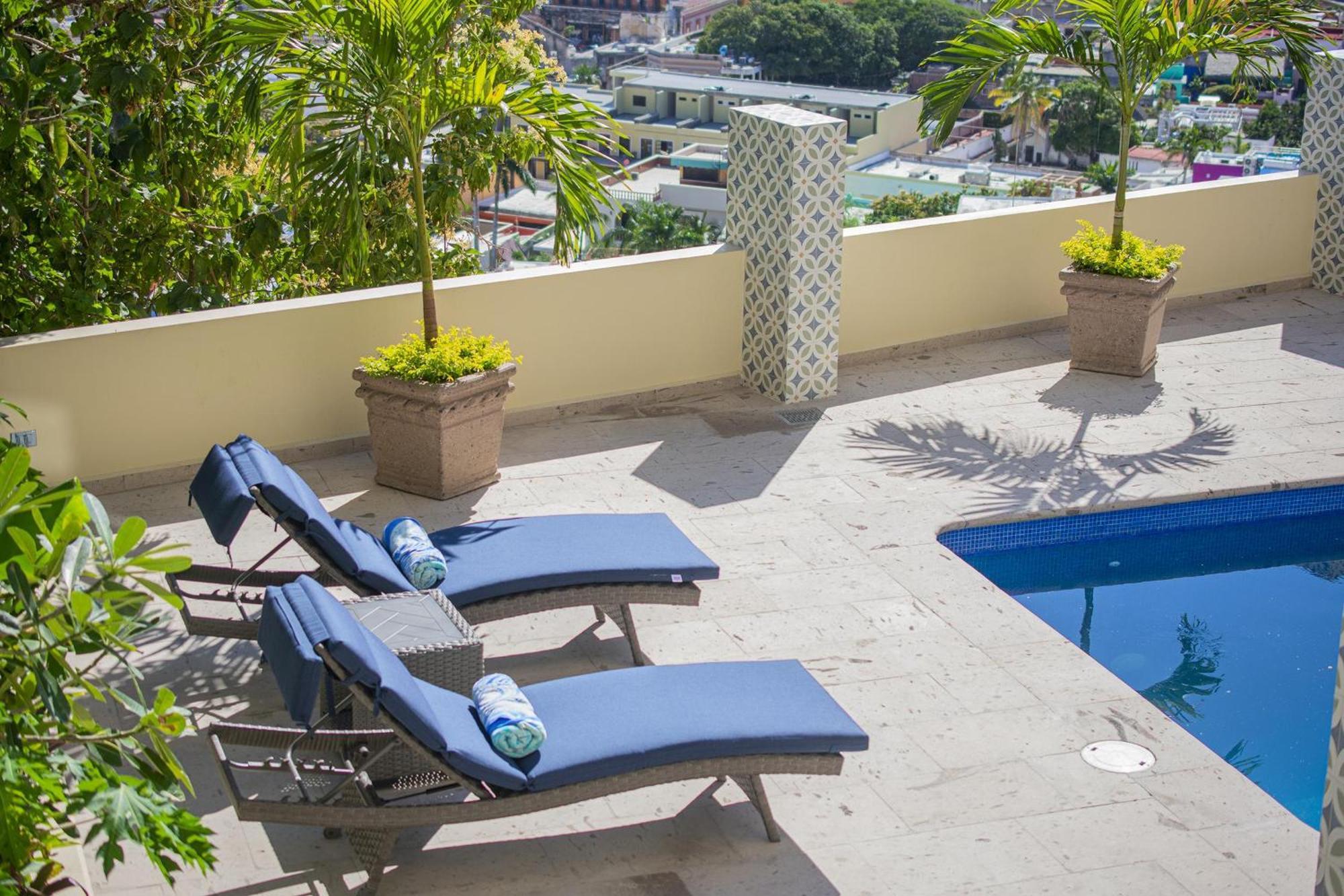 Luxury On The Hill Vista Hermosa