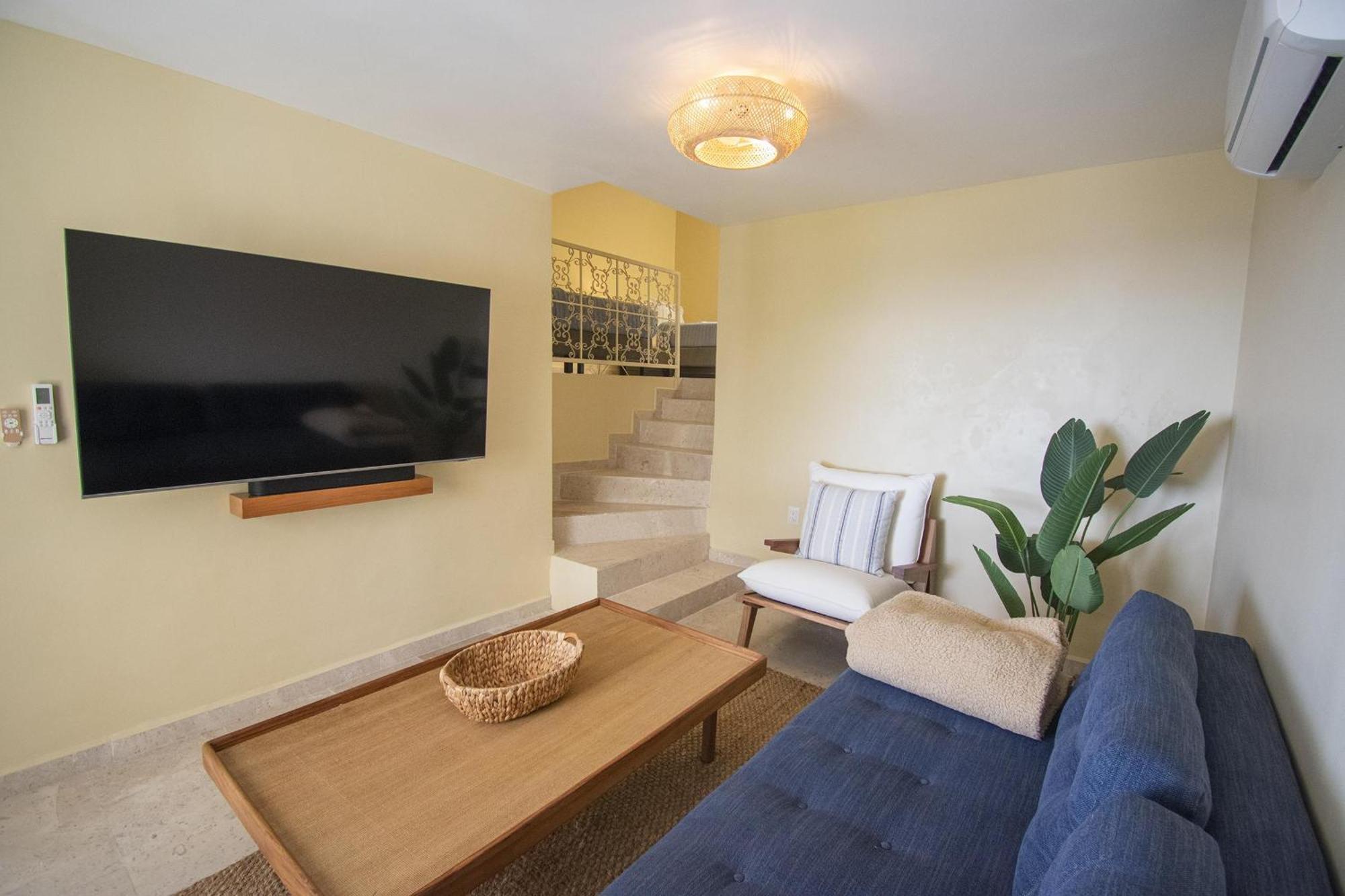 Luxury On The Hill Vista Hermosa