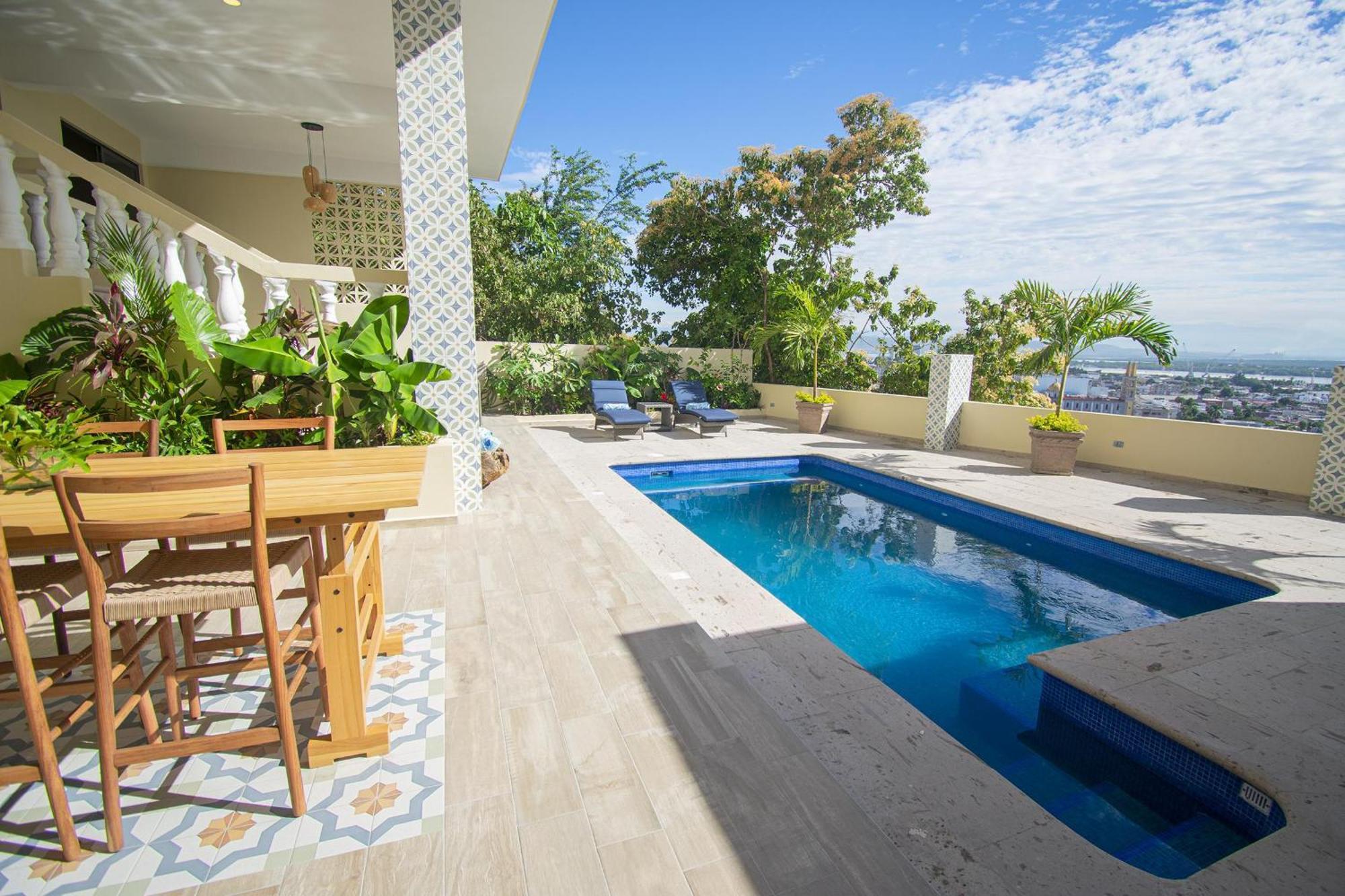 Сasa de vacaciones Luxury On The Hill Vista Hermosa *