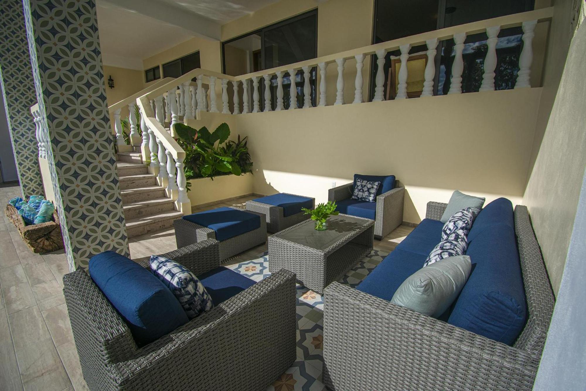 Luxury On The Hill Vista Hermosa