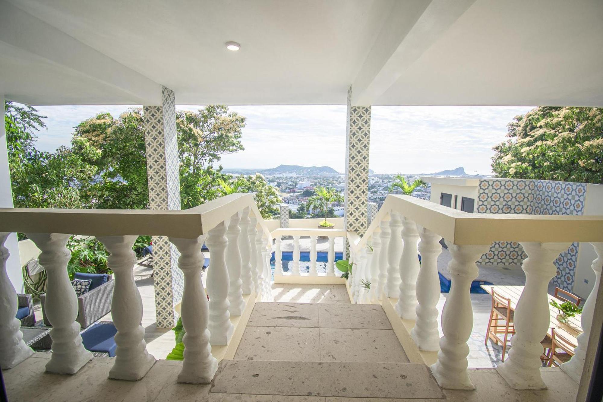 Сasa de vacaciones Luxury On The Hill Vista Hermosa