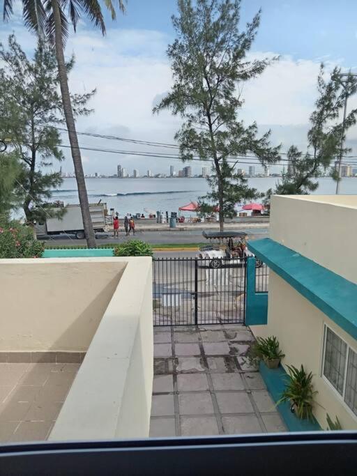 Departamento Con Balcon Amplio Apartamento *
