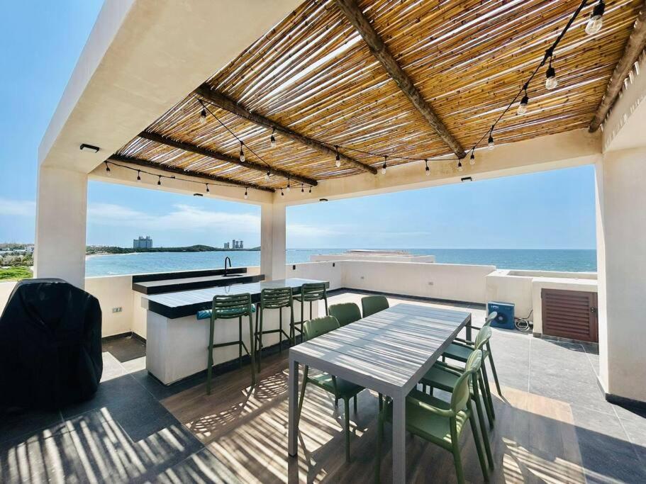 Apartamento Penthouse Frente Al Mar Cerca Del Mazagua