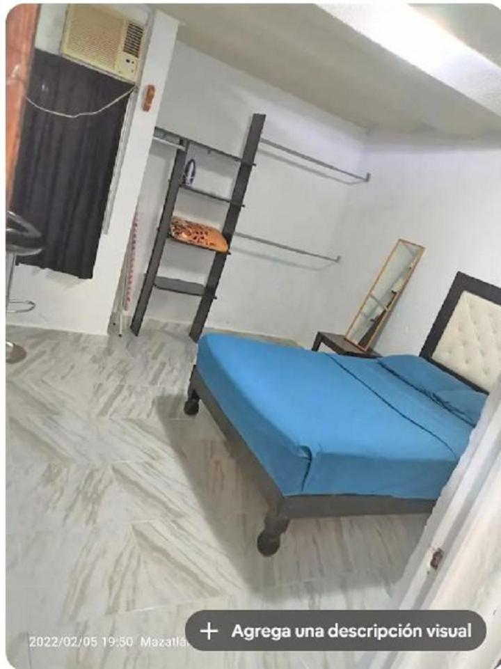 Departamento Centrico A 2 Cuadras De La Playa, Close To The * Mazatlán