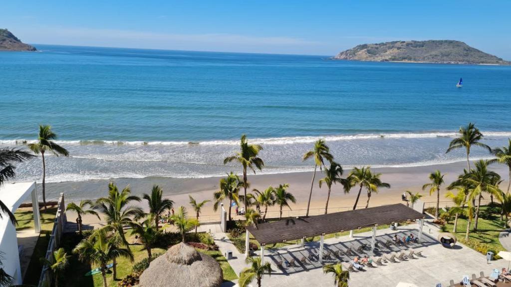 In Camino Al Mar With Amazing View Of The Ocean, And swimming Pool Apartamento