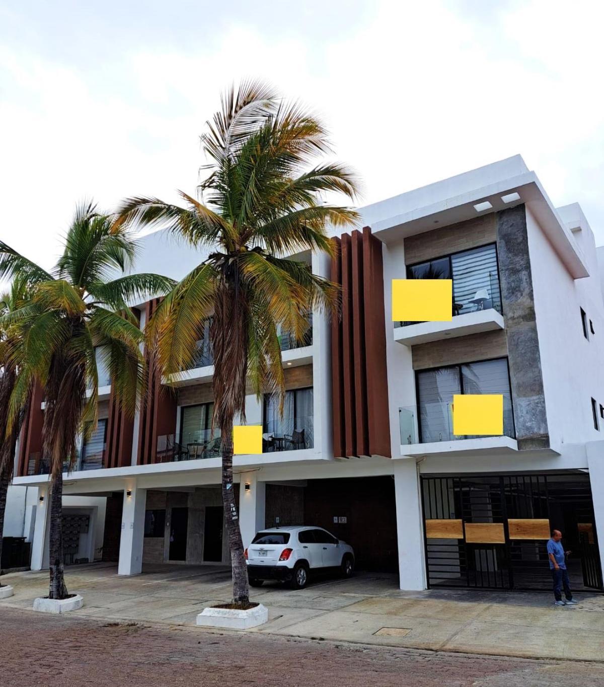 Lomas De - Zona Dorada Y 1 Min Playas