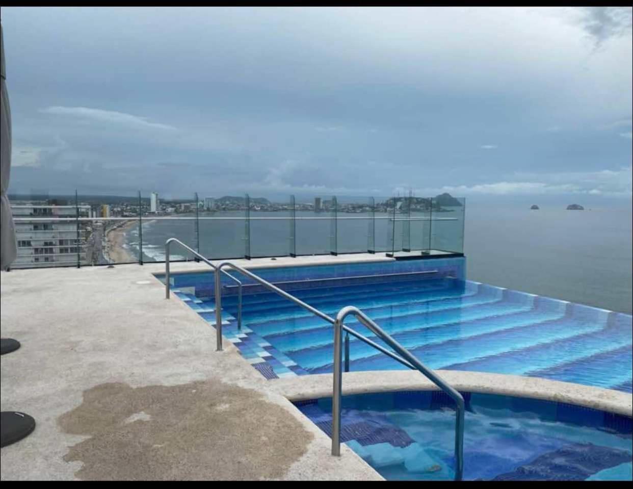 Apartamento Departamento A Pie De Playa Con Alberca Infinty En Piso 22 *