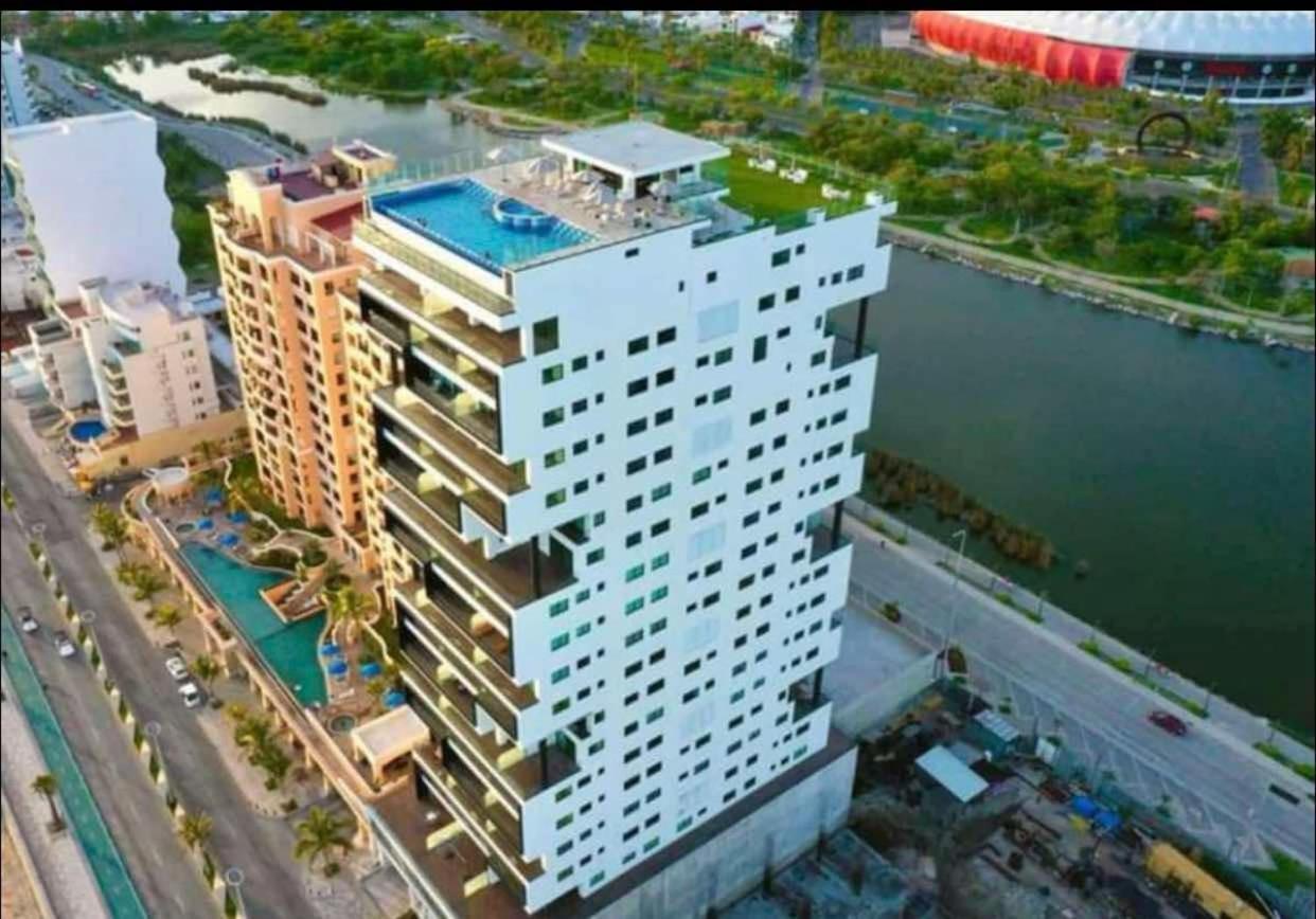 Apartamento Departamento A Pie De Playa Con Alberca Infinty En Piso 22 Mazatlán