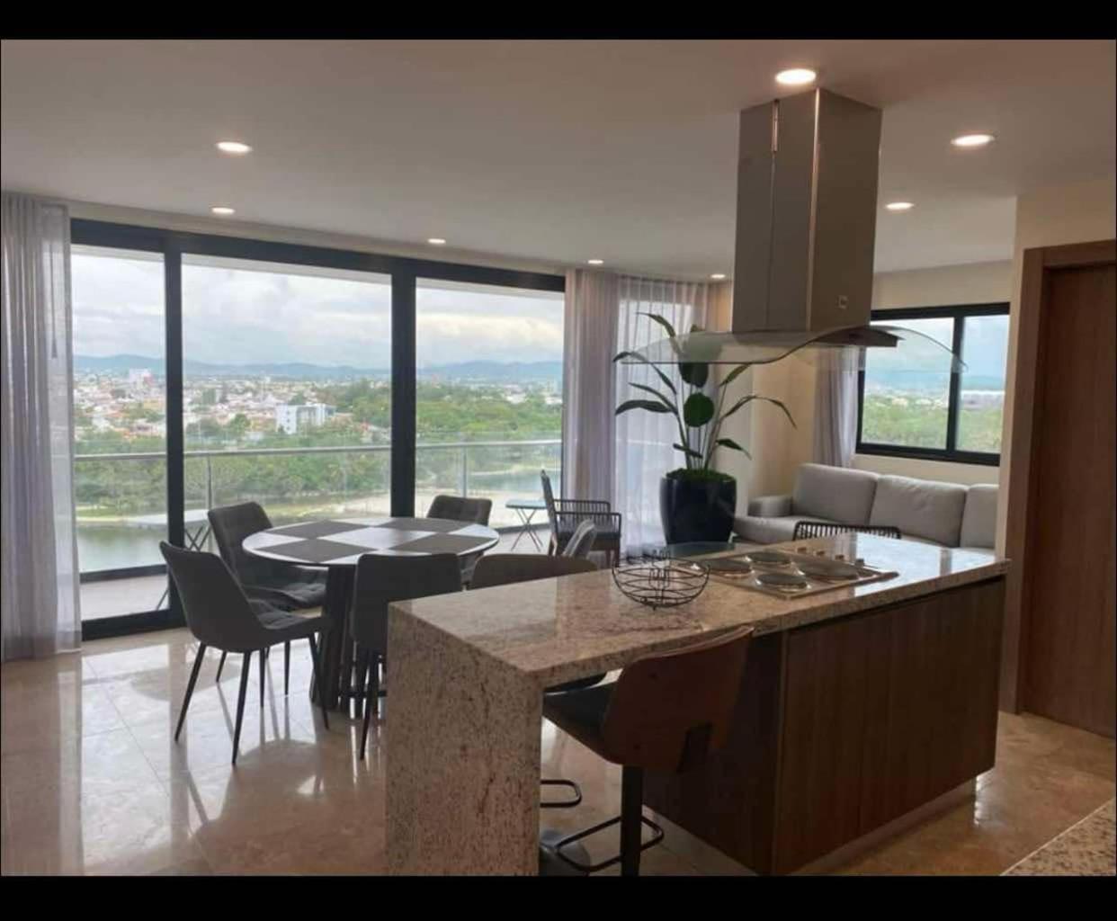 Departamento A Pie De Playa Con Alberca Infinty En Piso 22 Apartamento
