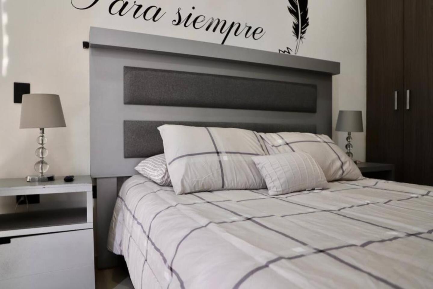 Dpto De 2 Recamaras Con Alberca Apartamento *