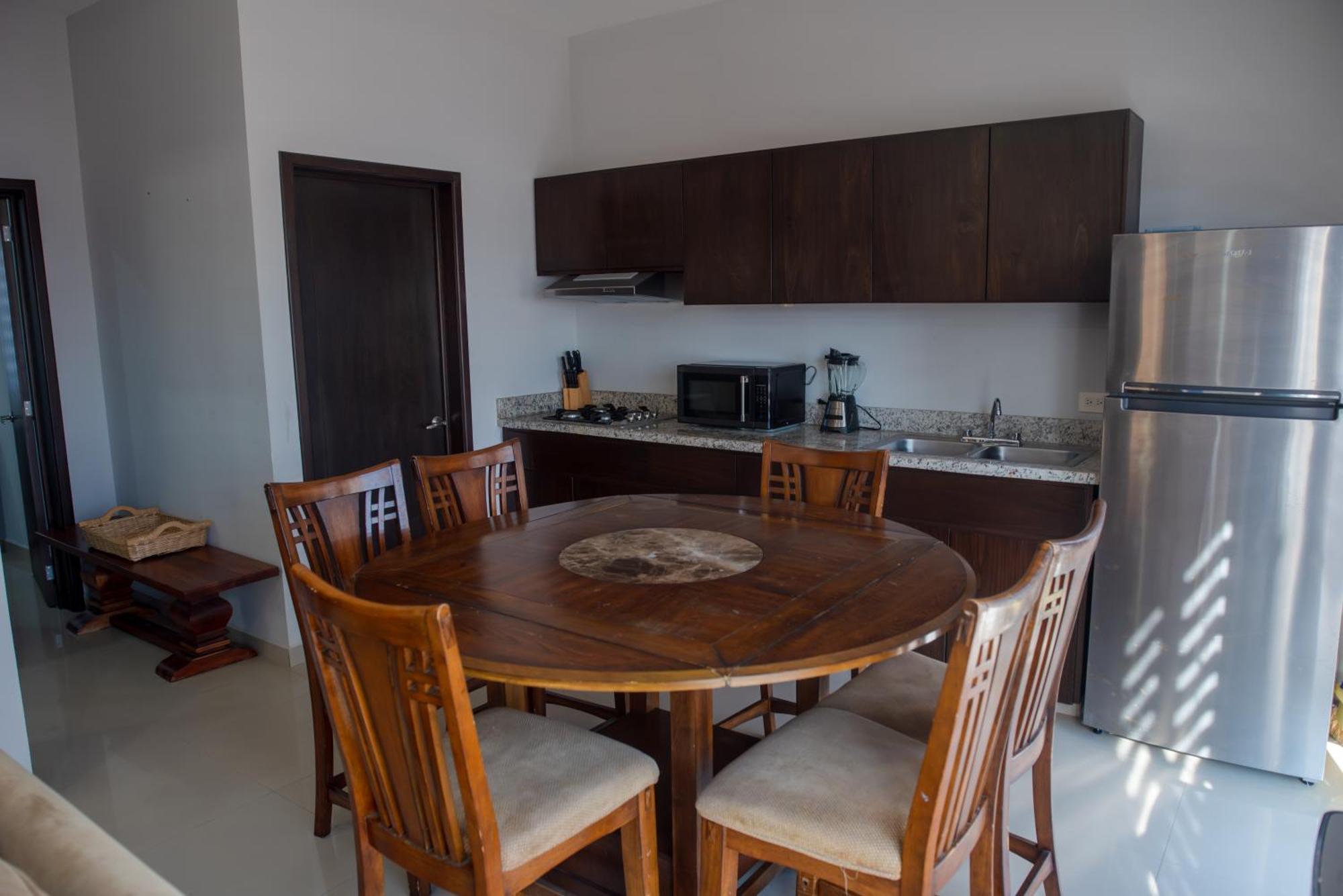 2br/2ba 1 Block To Ocean! - Unit #5