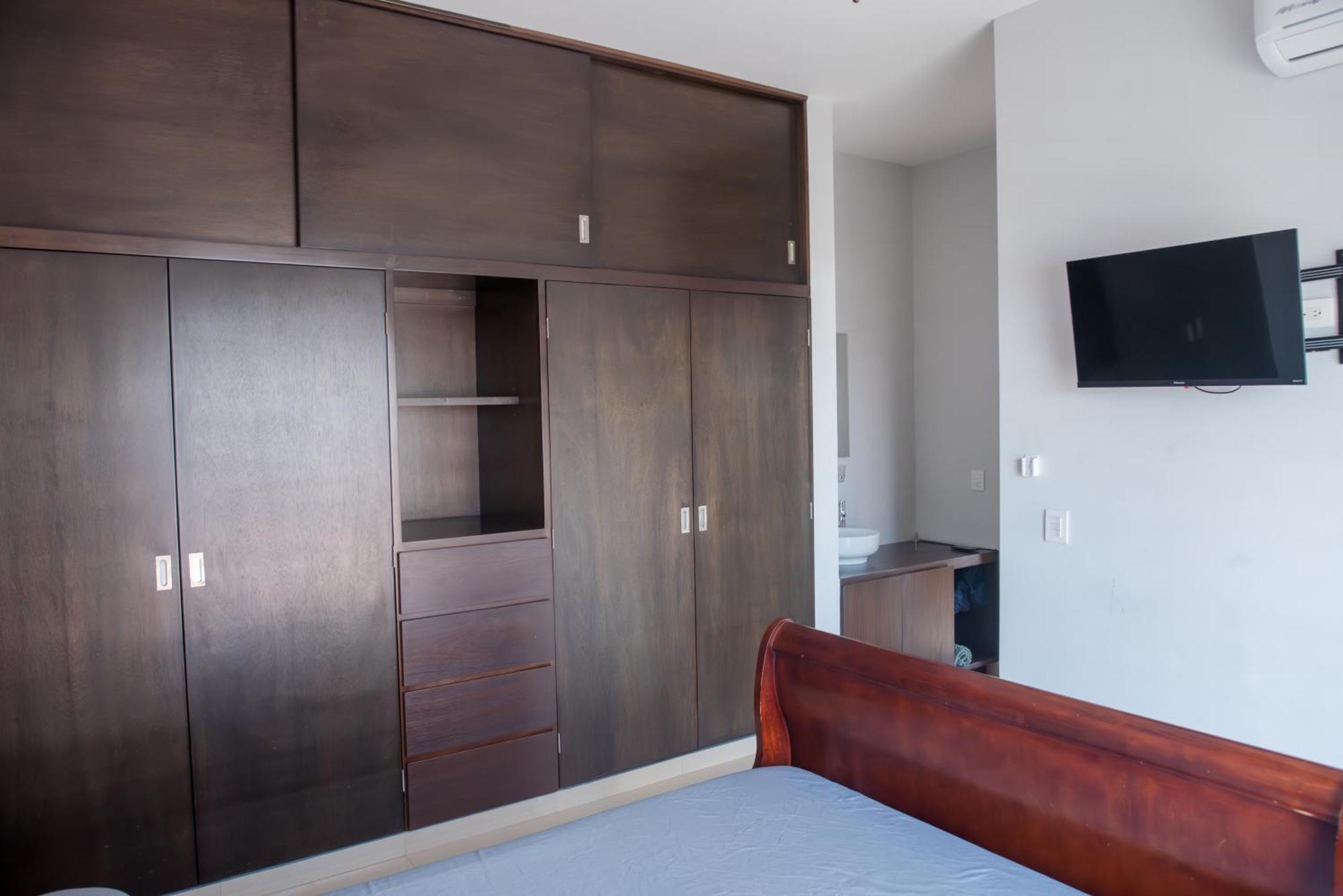 Apartamento 2br/2ba 1 Block To Ocean! - Unit #5