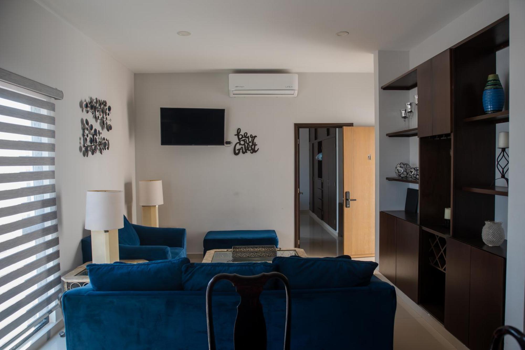 Apartamento 2br/2ba 1 Block To Ocean! - Unit 7 *