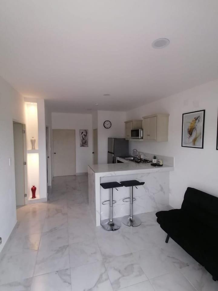 Hermoso Departamento A 5 Min De Zona Dorada