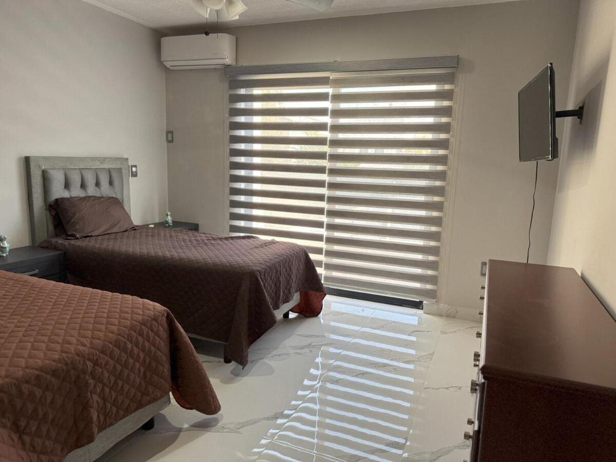 Сasa de vacaciones Casa Con Alberca Zona Dorada!