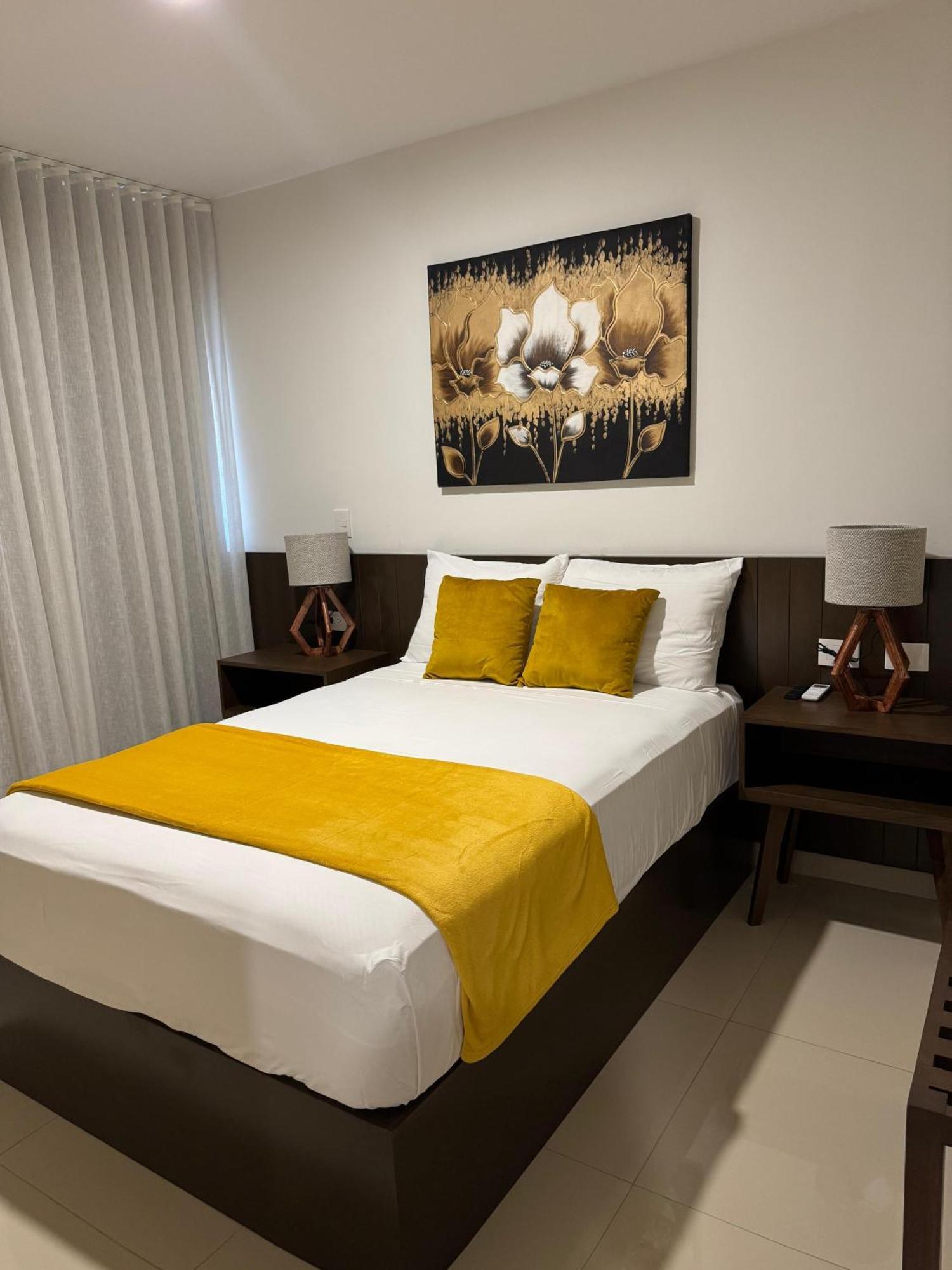 Apartahotel Faava *