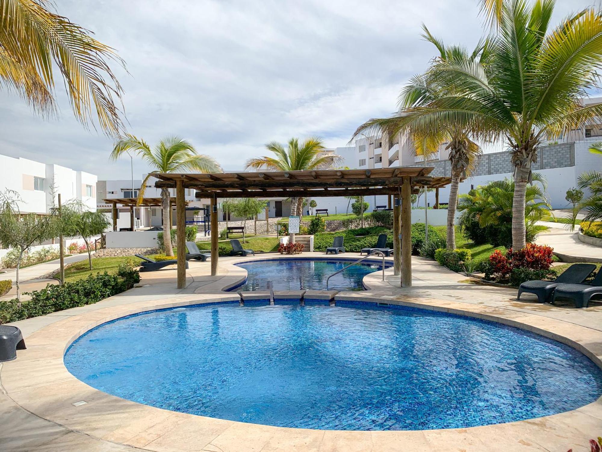 Casa Con Alberca Privada En Almarena Mazatlán