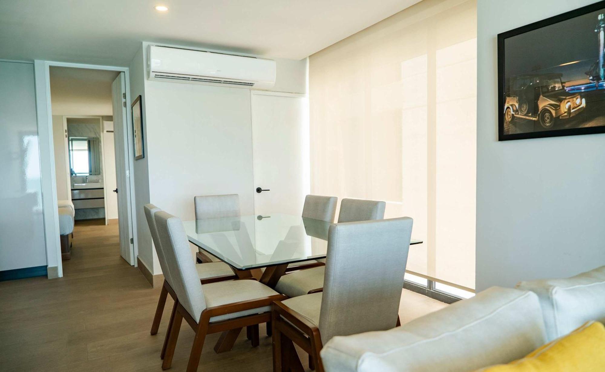 Apartamento On The Malecon 2 Bedroom Ocean View *