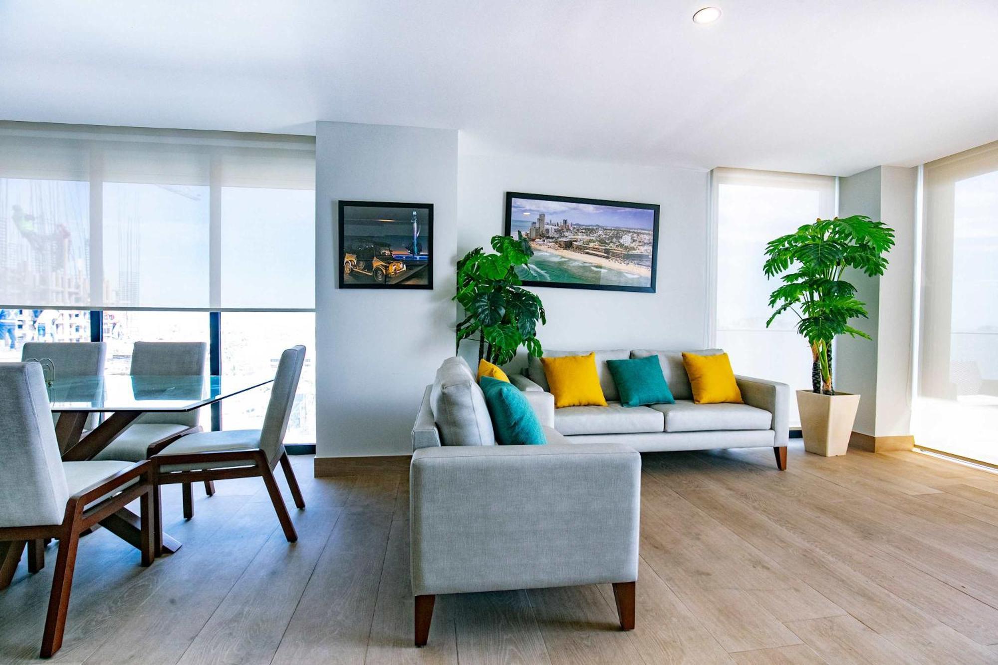On The Malecon 2 Bedroom Ocean View Apartamento Mazatlán