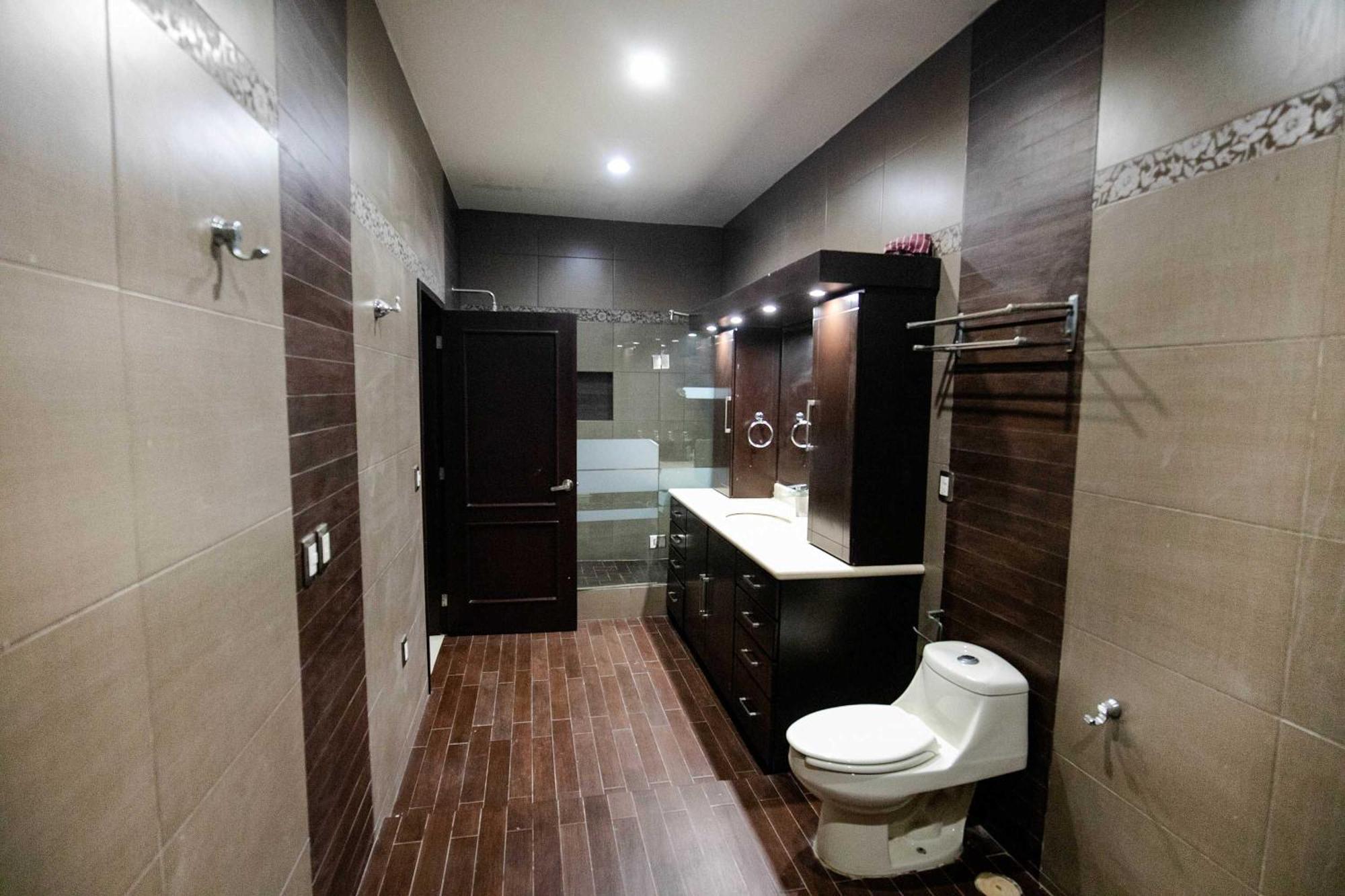 Pool & Jacuzzi 4 Br Mazatlán