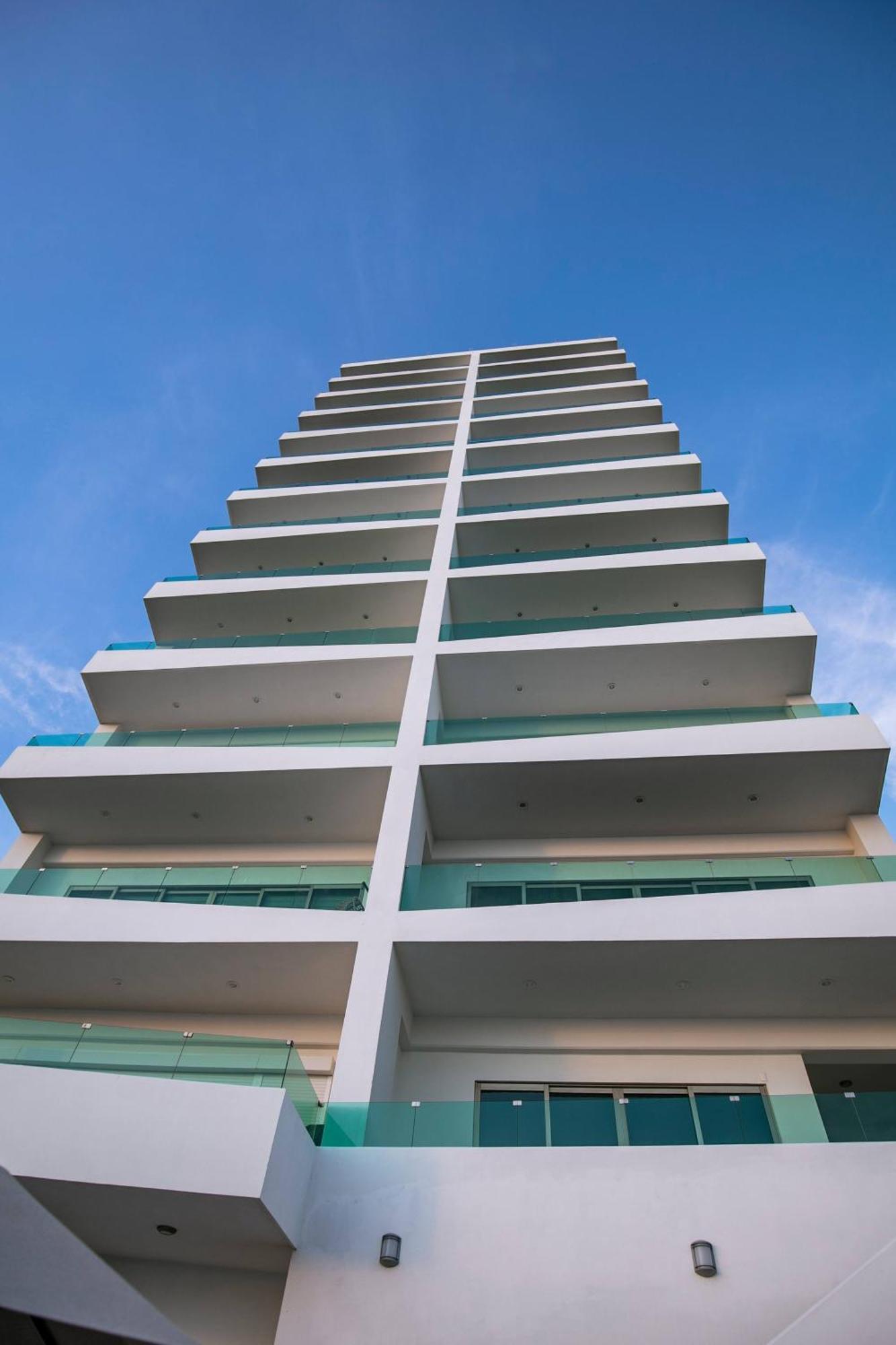 Elegant At Playa Brujas With Ocean View Apartamento *