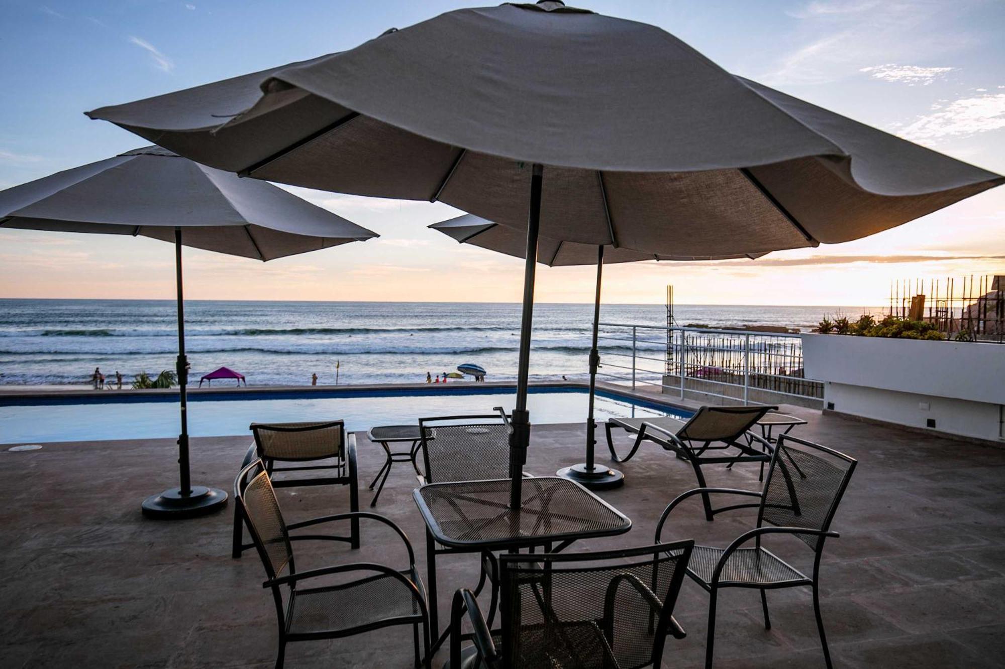 Elegant At Playa Brujas With Ocean View *