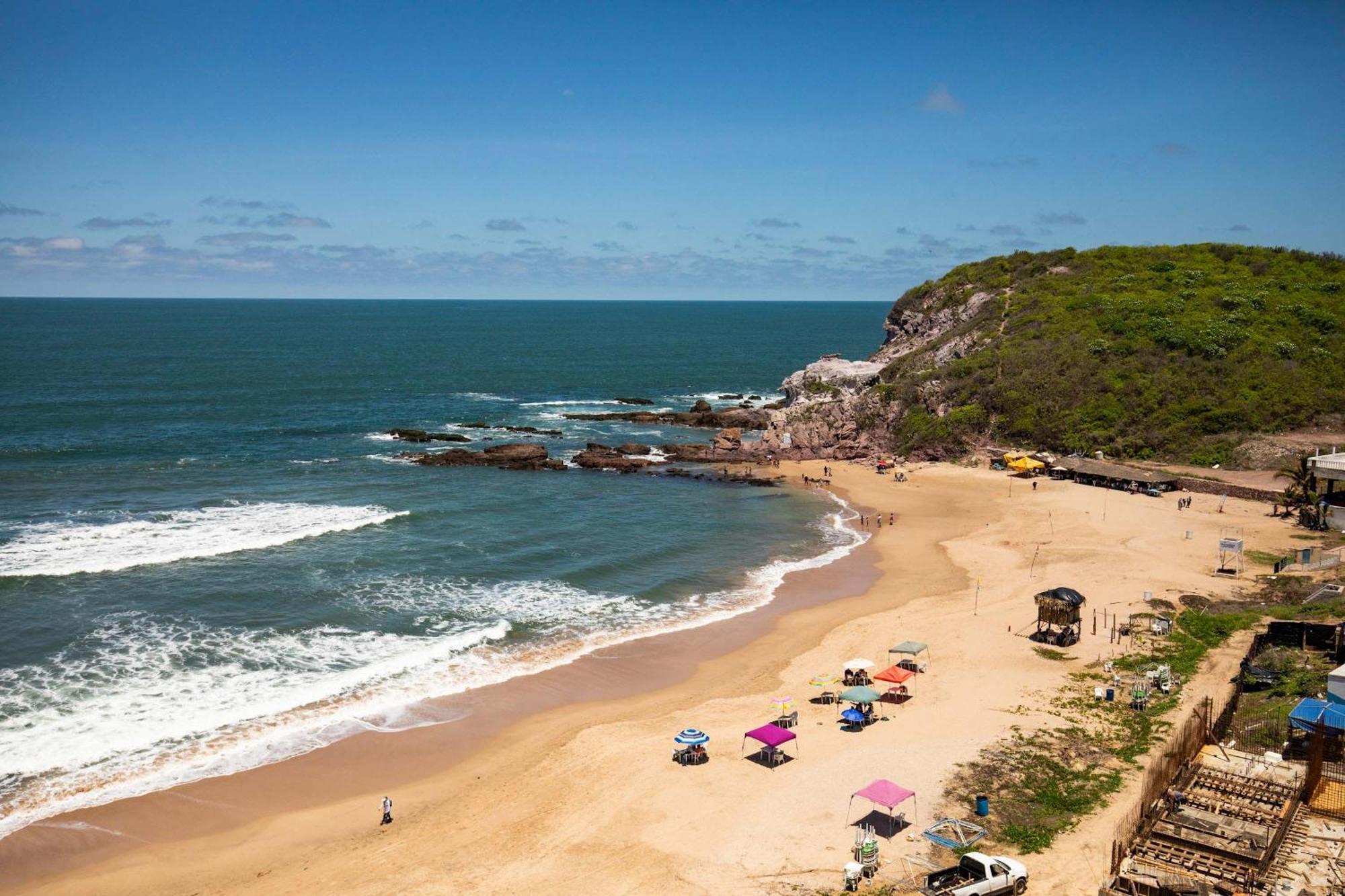 Elegant At Playa Brujas With Ocean View Apartamento