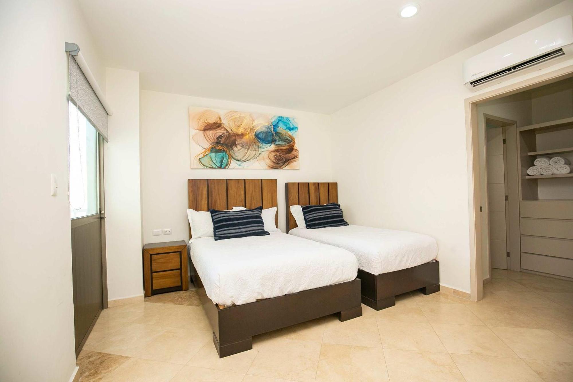 Elegant At Playa Brujas With Ocean View * Mazatlán