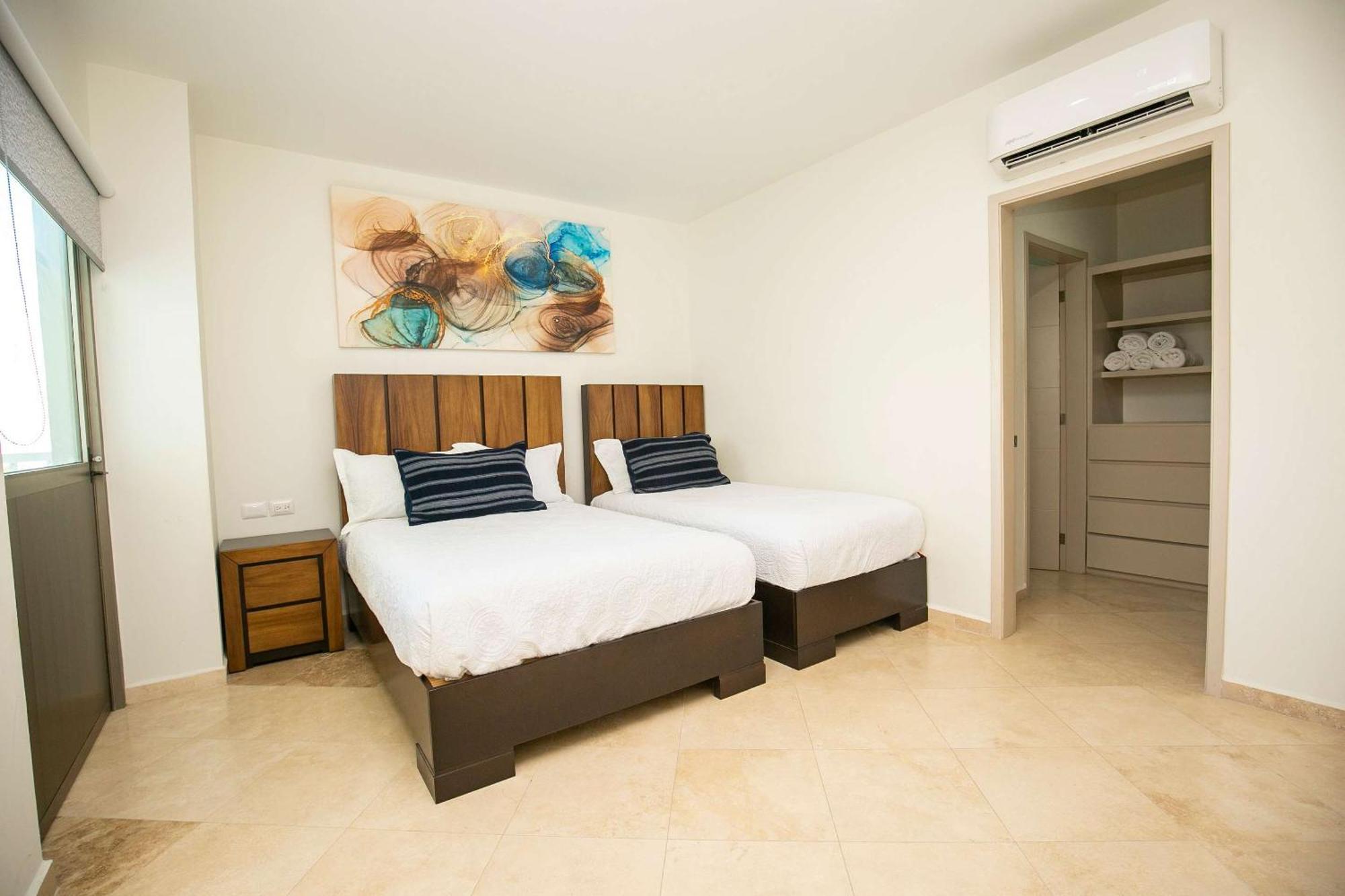 Elegant At Playa Brujas With Ocean View Apartamento *
