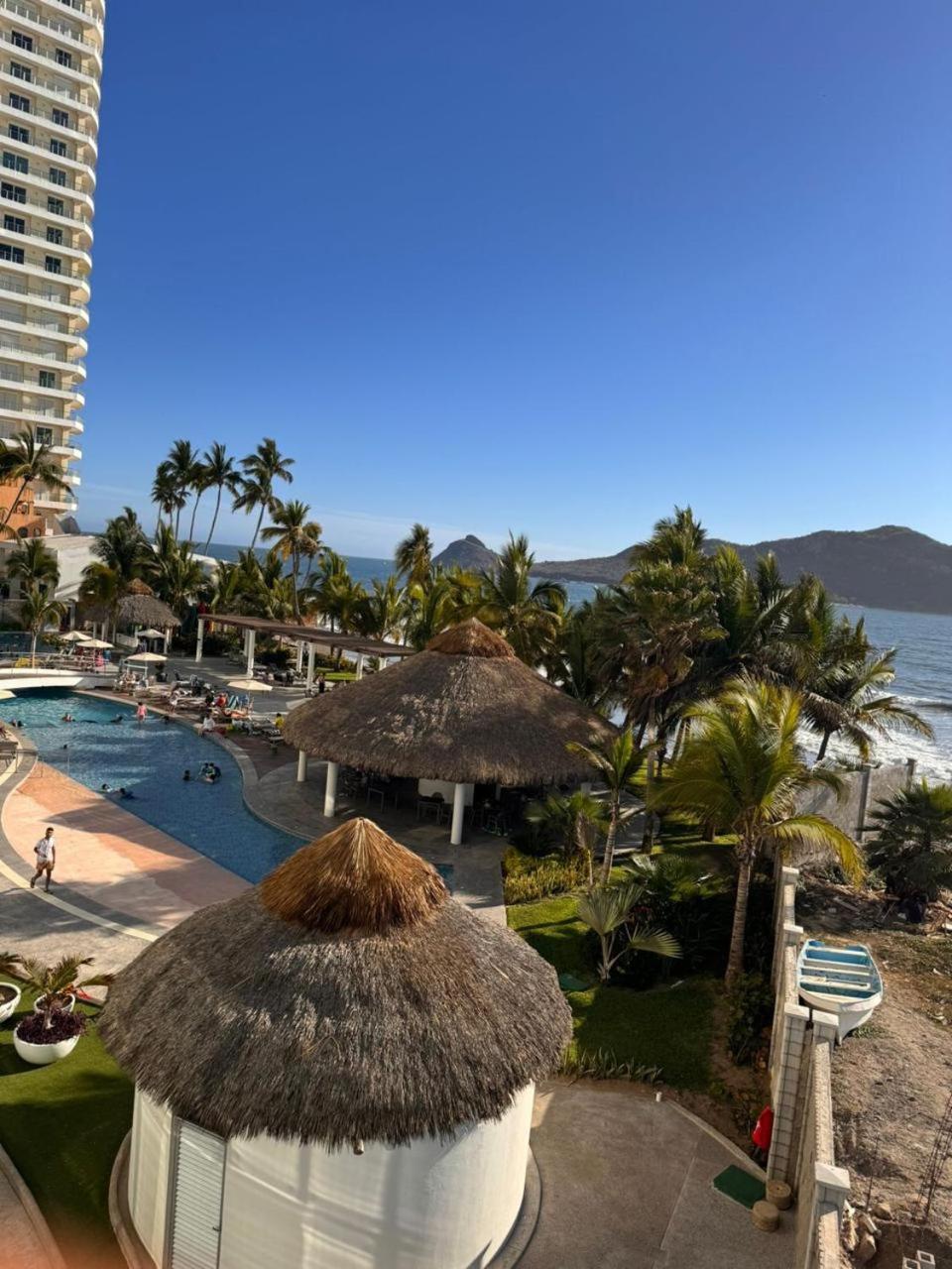 Departamento A Pie De Playa Cam *