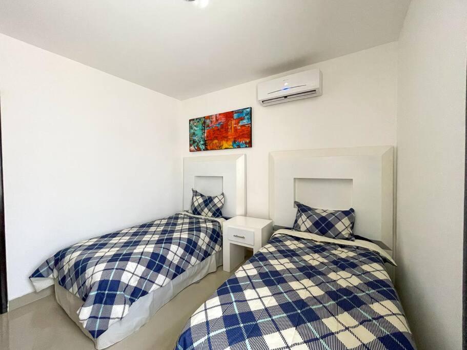 Prime Location At Cerritos Great Price #1800 Mazatlán