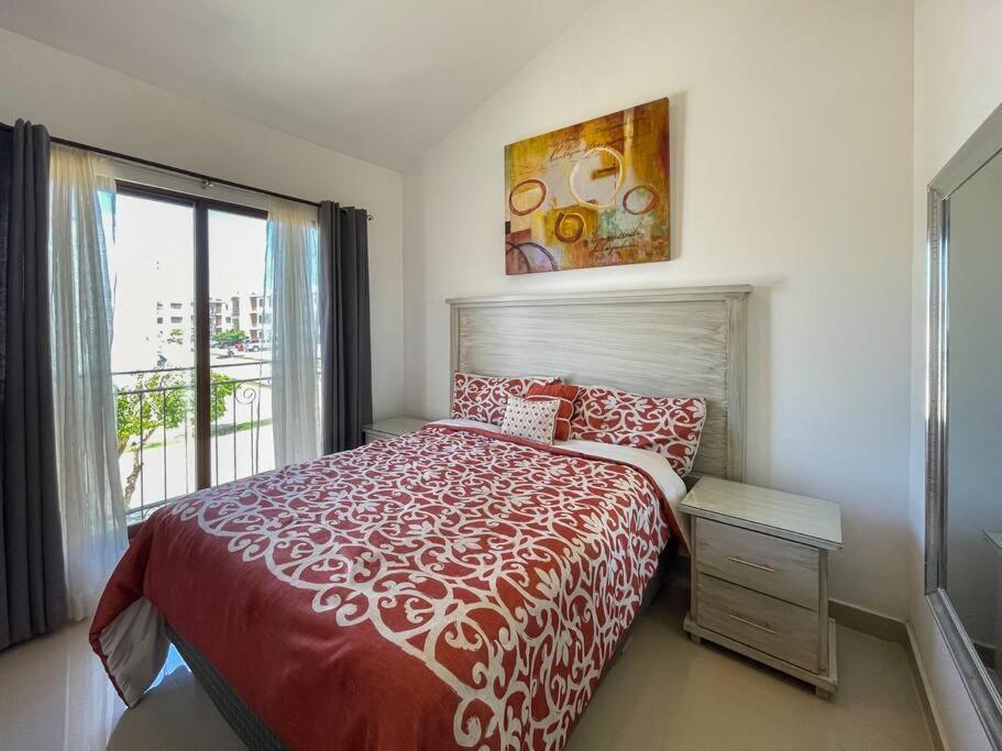 Prime Location At Cerritos Great Price #1800 *