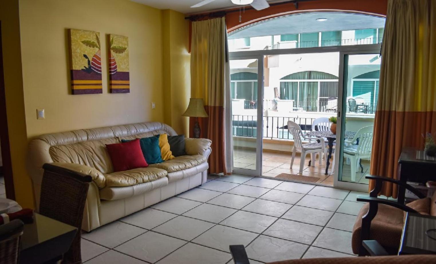 Tiara Sands 302 Apartahotel