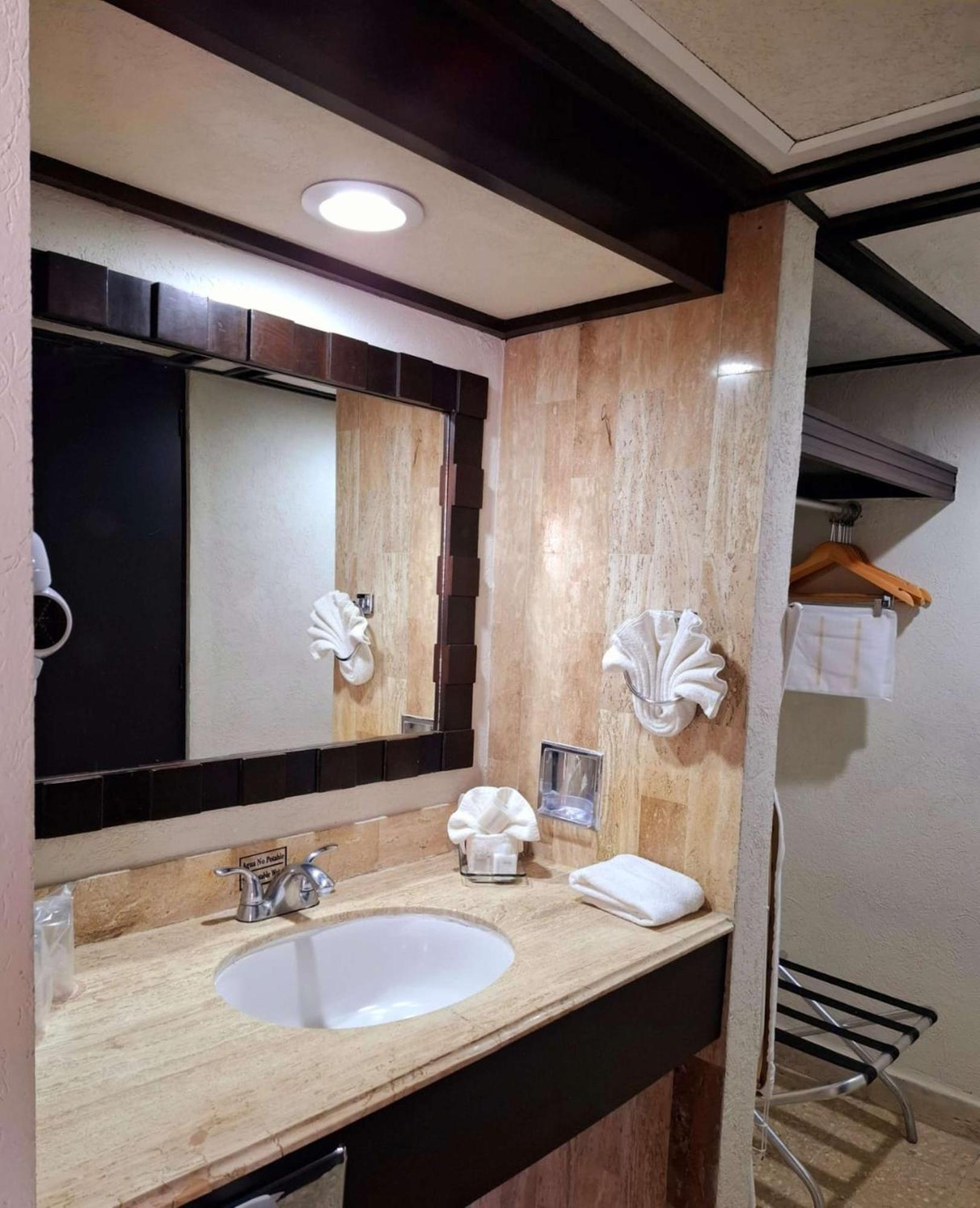 Hotel Western Freeman Zona Dorada Mazatlan