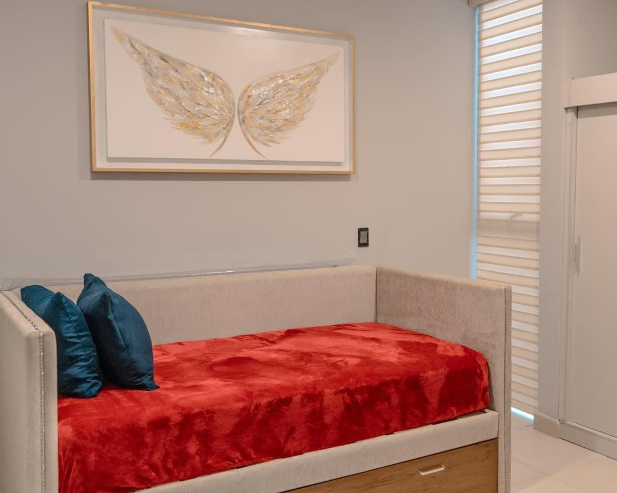 Apartamento Departamento Con Alberca A Solo 5 Minutos Del Malecon - A1 *