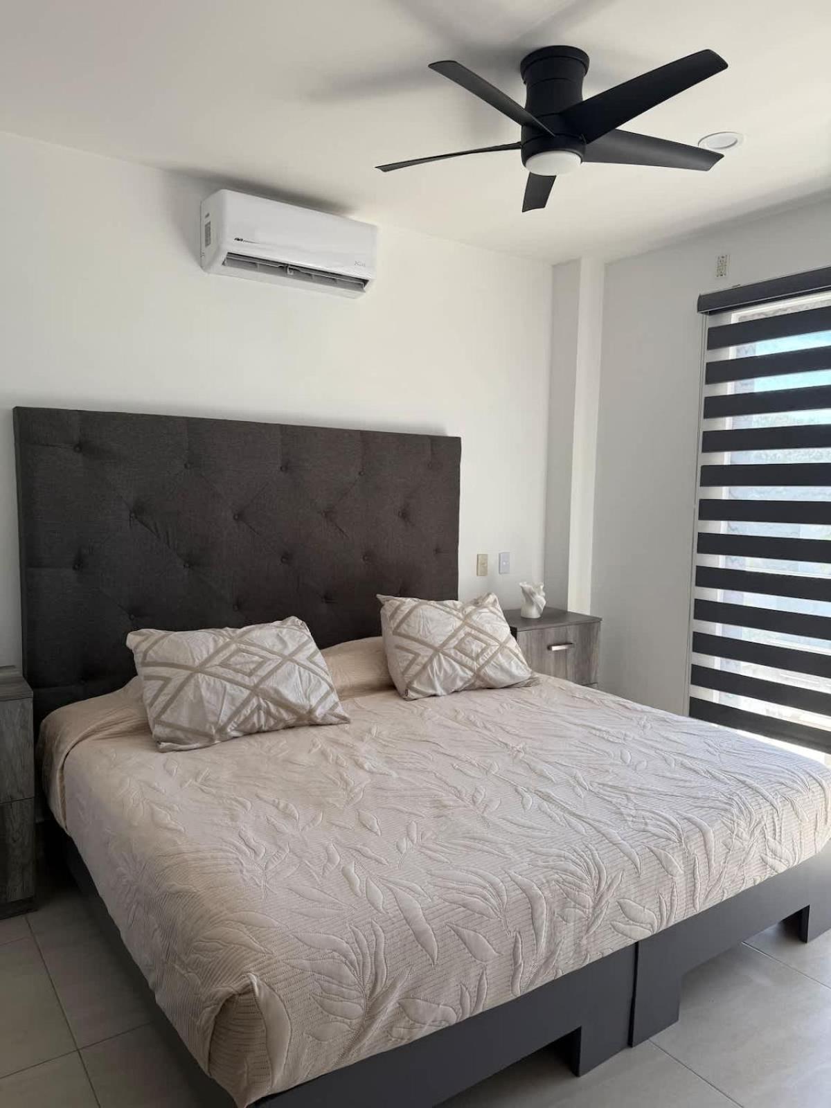 Сasa de vacaciones Hermoso Depto. A 1 Cuadra Del Malecon - Flamingo 302 *