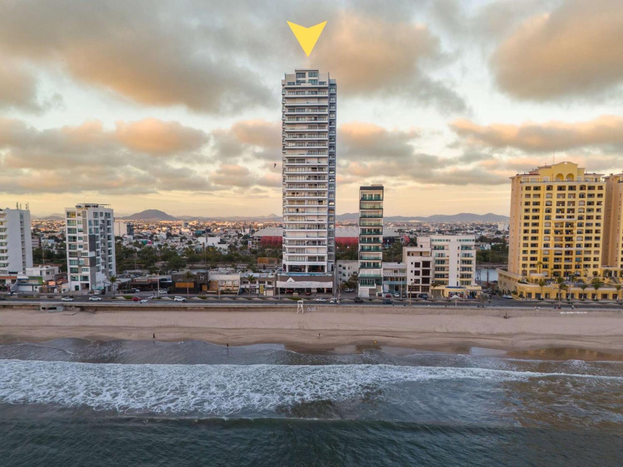 De Lujo Frente Al Mar En El Malecon - Alt 804 Apartamento *