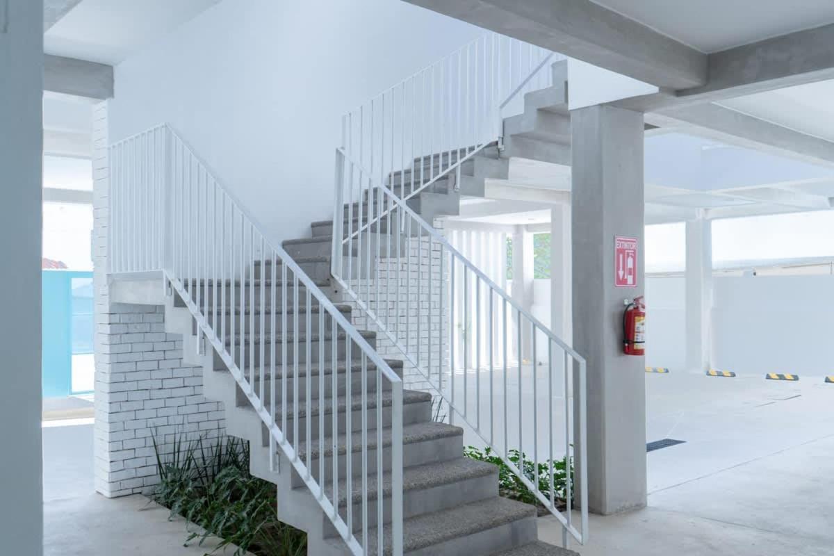 Apartamento Loft En Zona Dorada, Con Alberca,a Solo 5 Minutos De Playa - Punto Azul 14 *