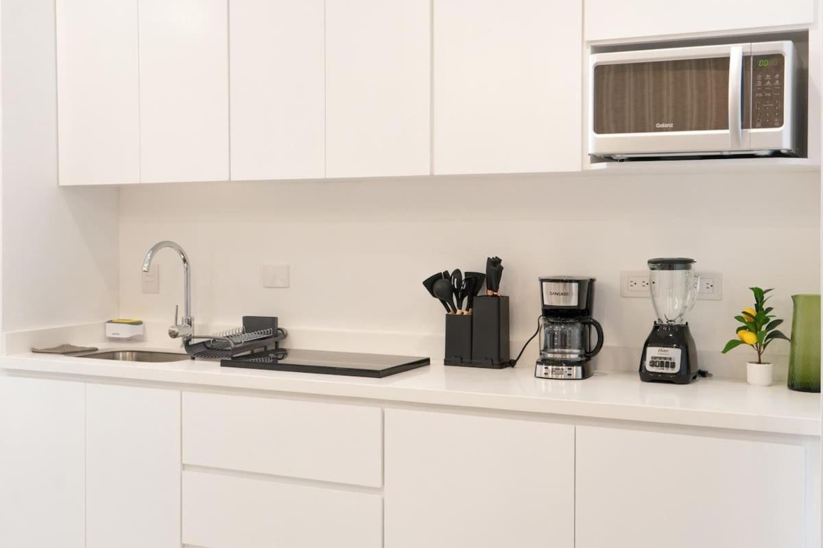 Apartamento Loft En Zona Dorada, Con Alberca,a Solo 5 Minutos De Playa - Punto Azul 14 *