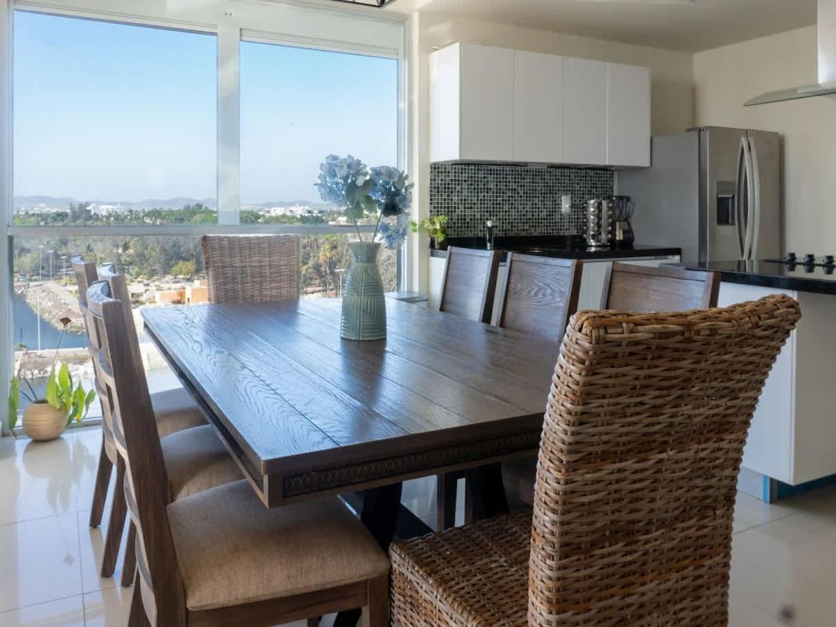Stylish Seaside With Stunning Ocean View - Portico Apartamento