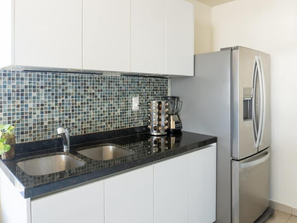 Stylish Seaside With Stunning Ocean View - Portico Apartamento