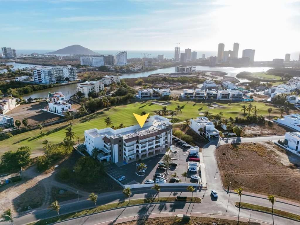 Apartamento Departamento Con Vista Al Campo De Golf & Alberca - Santa Barbara