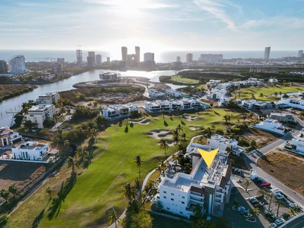 Apartamento Departamento Con Vista Al Campo De Golf & Alberca - Santa Barbara