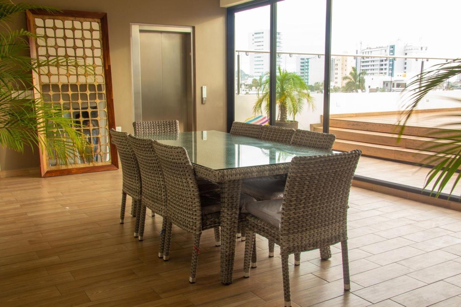 Apartamento Departamento A 2 Cuadras Del Malecon